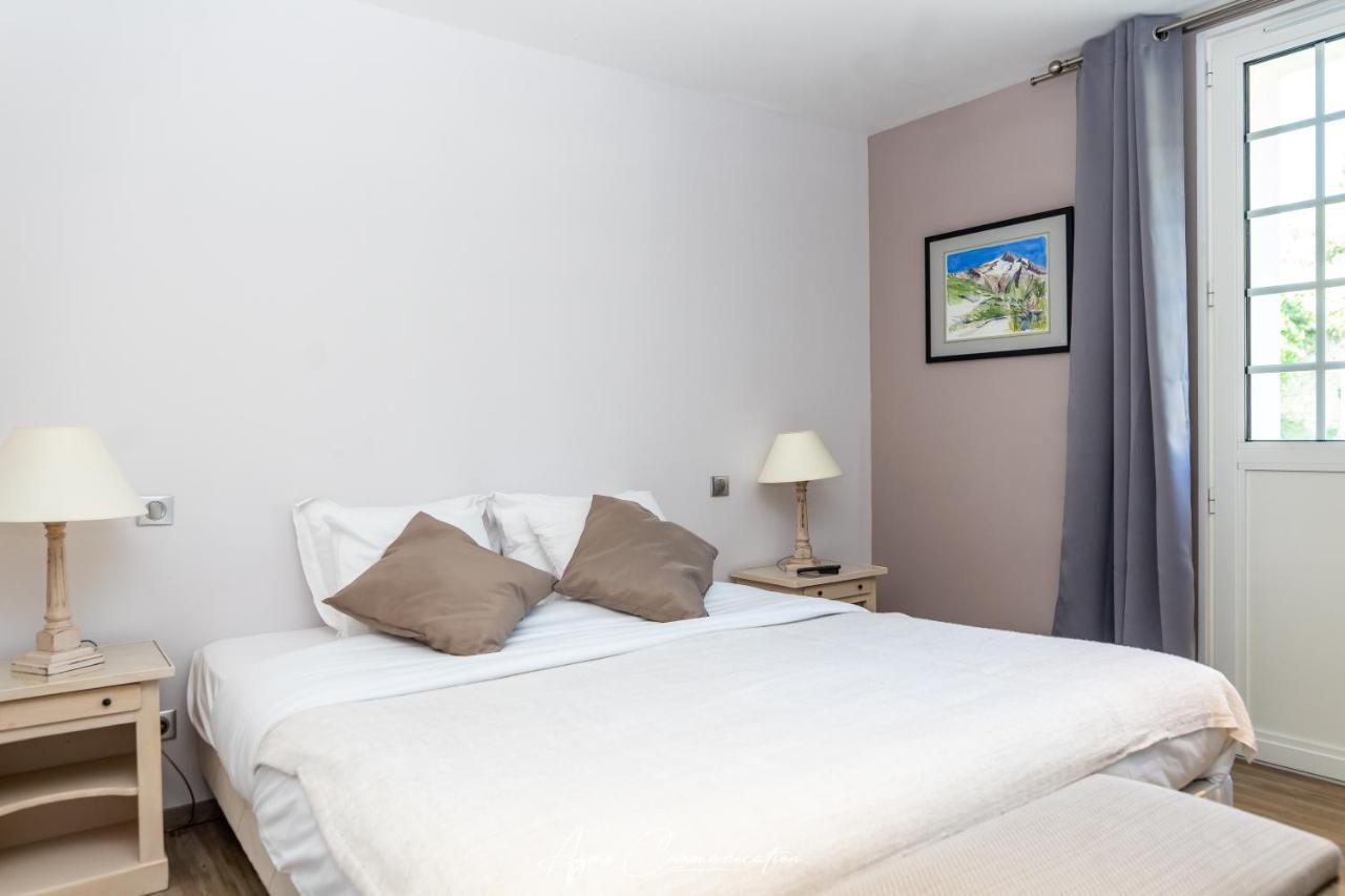 Logis Du Champ De Mars Otel Puy-Saint-Martin Dış mekan fotoğraf