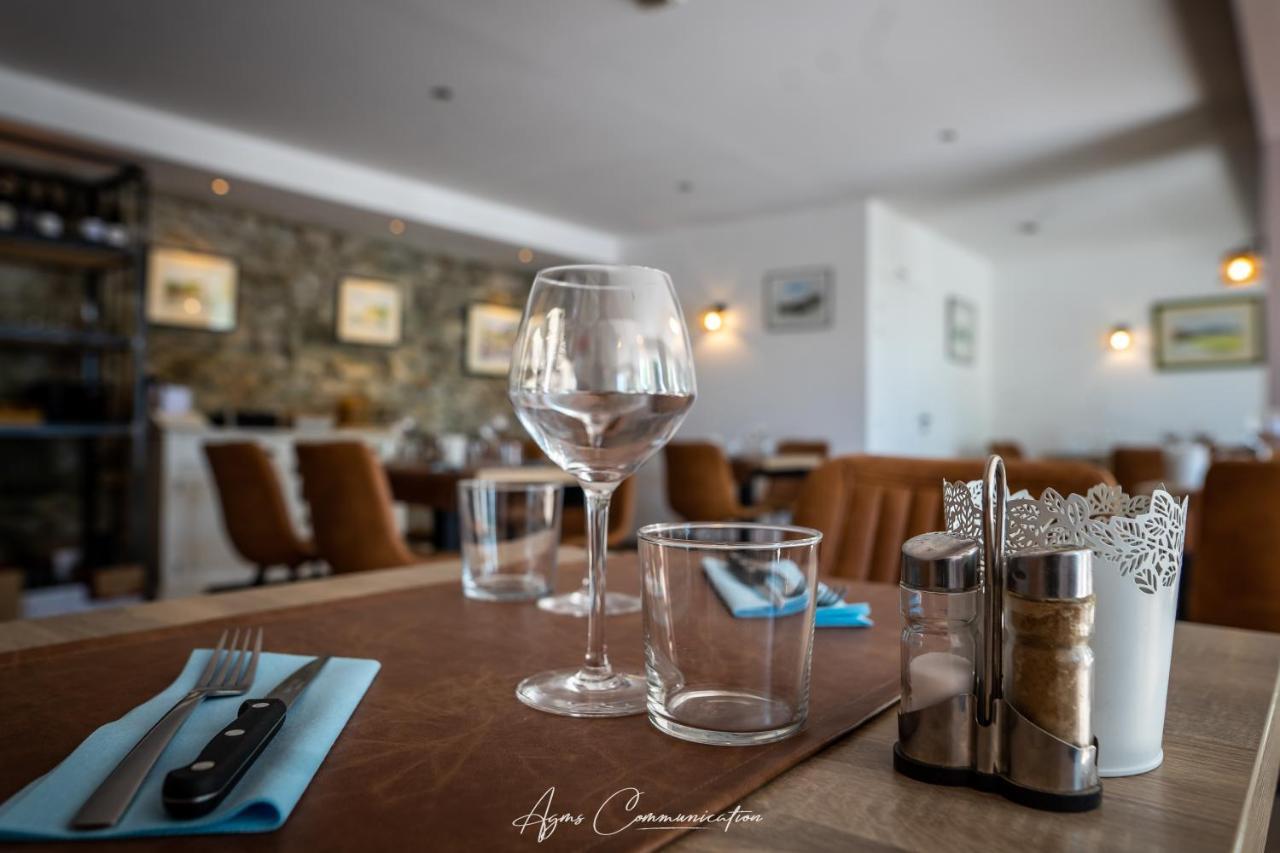 Logis Du Champ De Mars Otel Puy-Saint-Martin Dış mekan fotoğraf