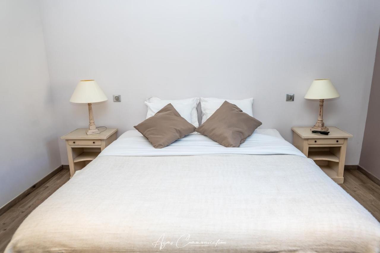 Logis Du Champ De Mars Otel Puy-Saint-Martin Dış mekan fotoğraf
